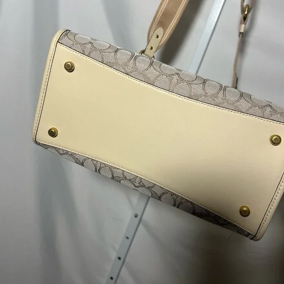 Coach Field Signature Coated Canvas Tote Signature Jaquard